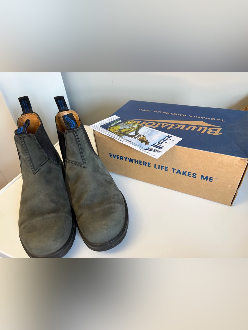 Men’s Blundstones, like new condition, size 10 AUS
